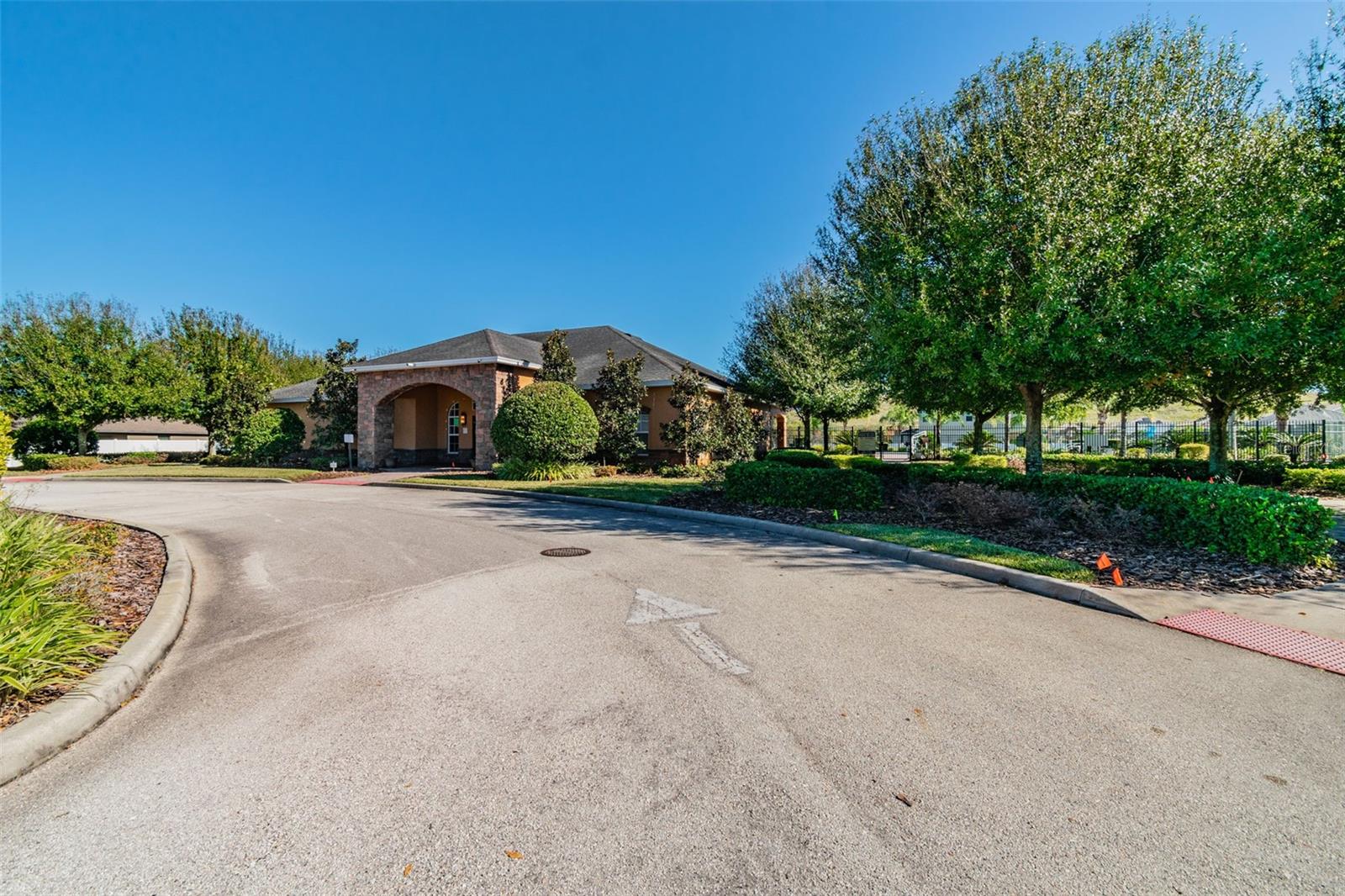 Listing photo id 47 for 10248 Carloway Hills Drive