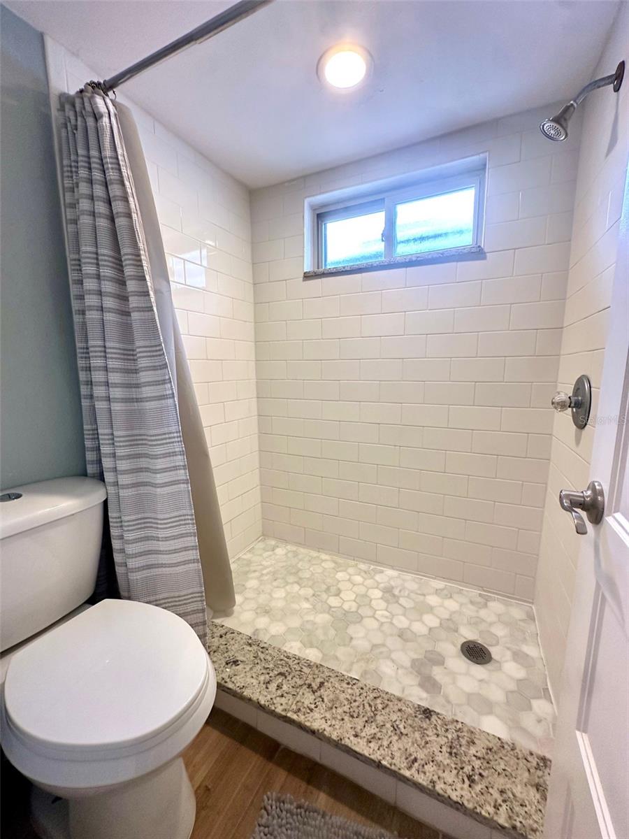 Image 19 of 28 For 3142 San Mateo Street