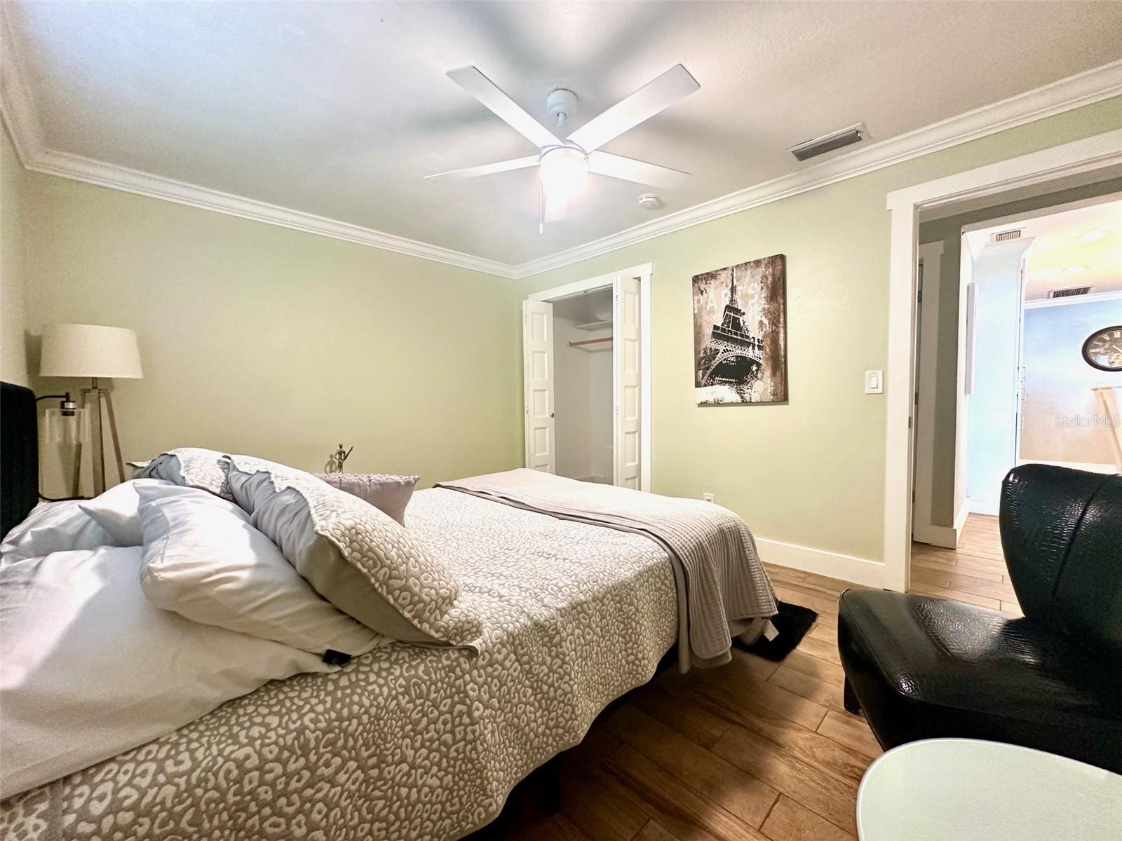 Image 23 of 28 For 3142 San Mateo Street