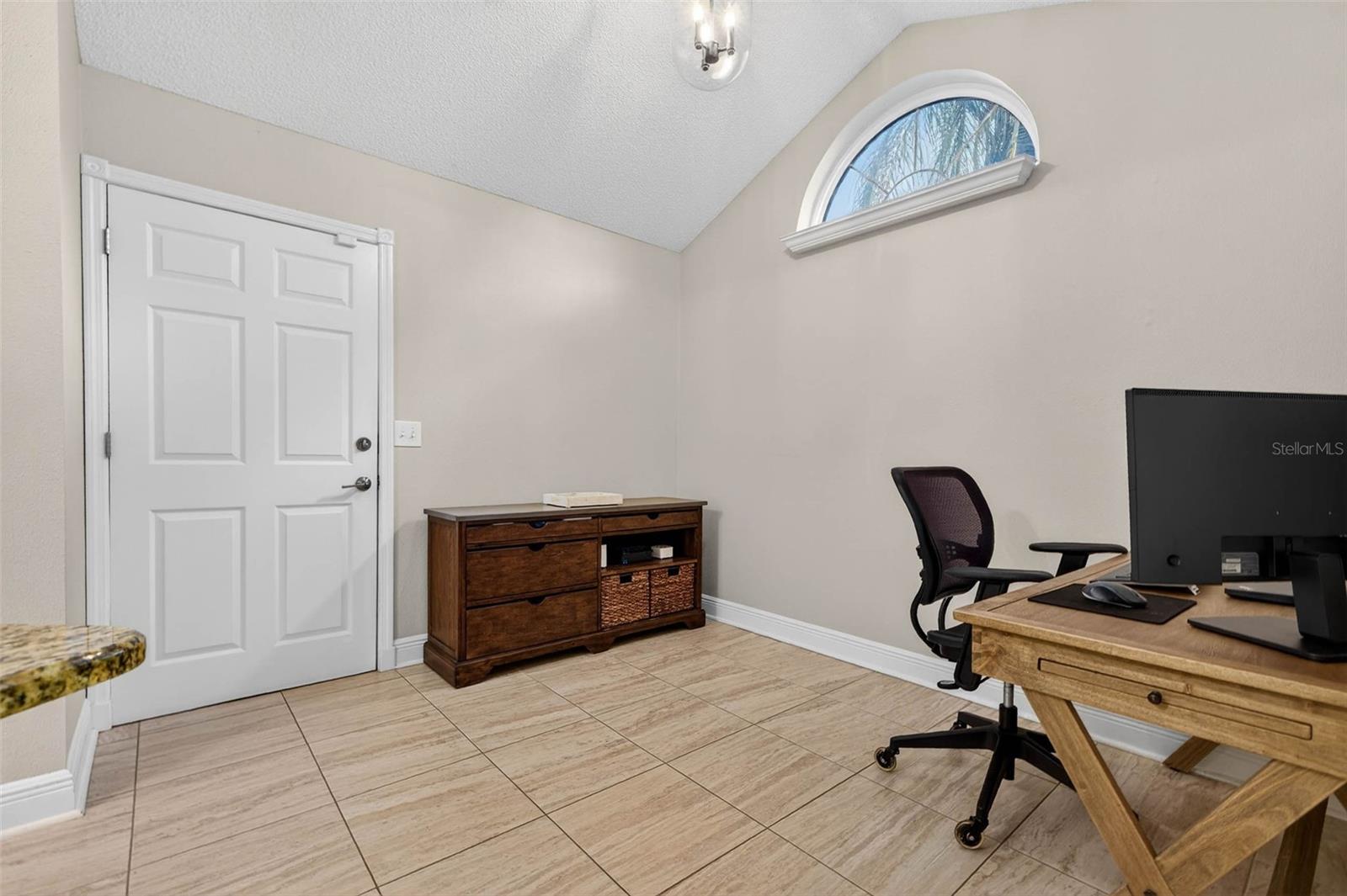 Image 16 of 36 For 2880 La Concha Drive