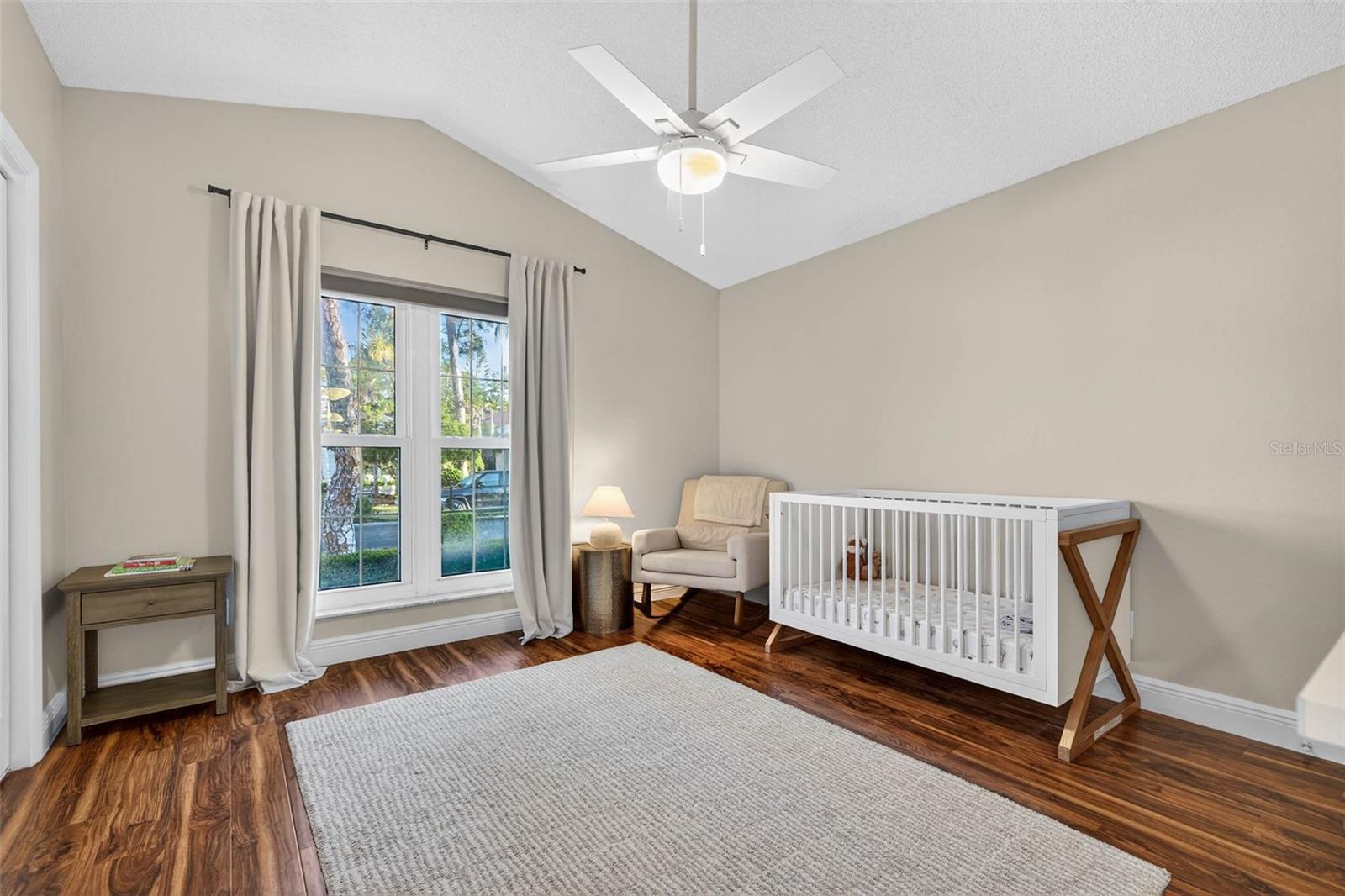 Image 25 of 36 For 2880 La Concha Drive