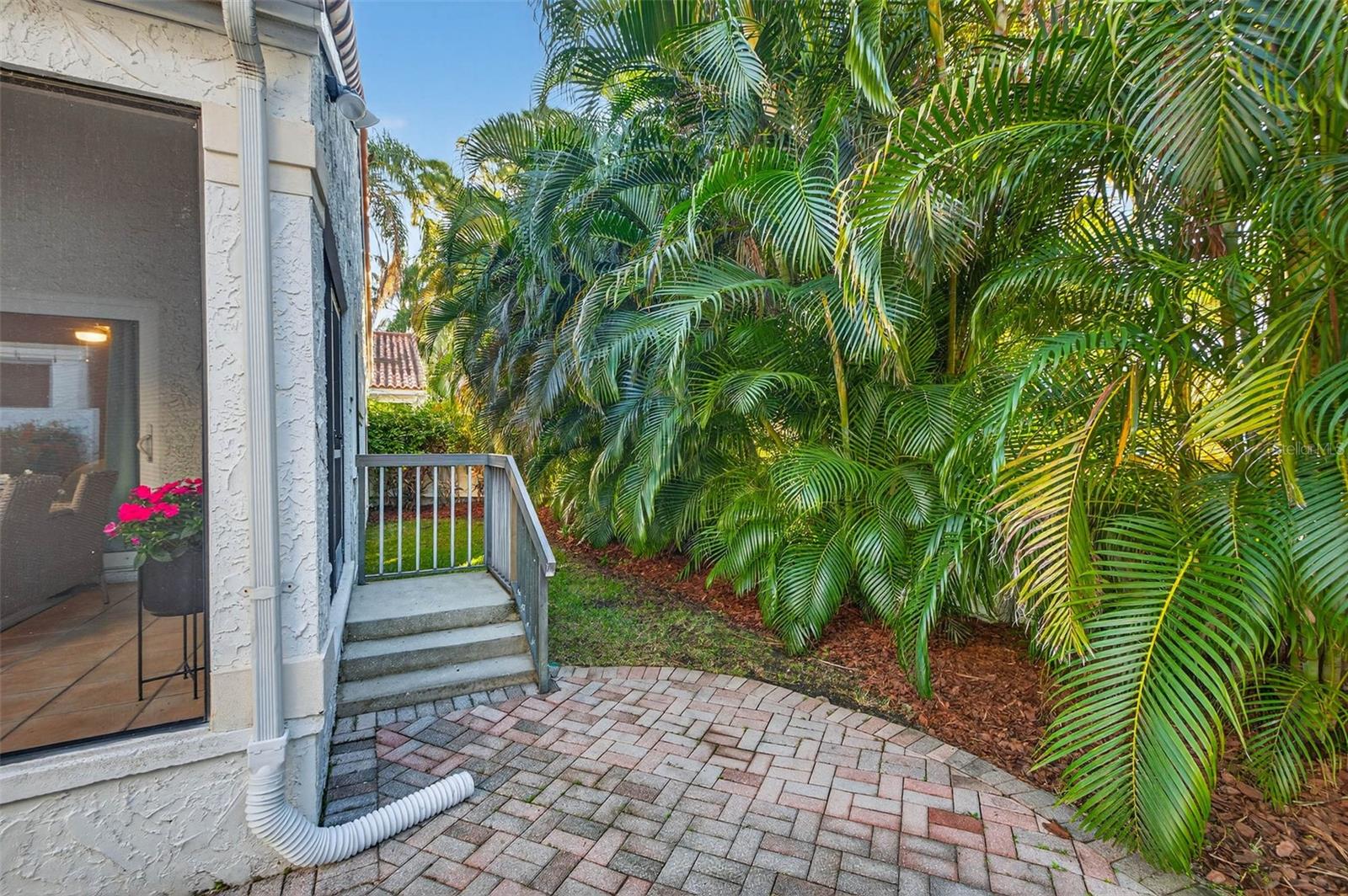 Image 31 of 36 For 2880 La Concha Drive