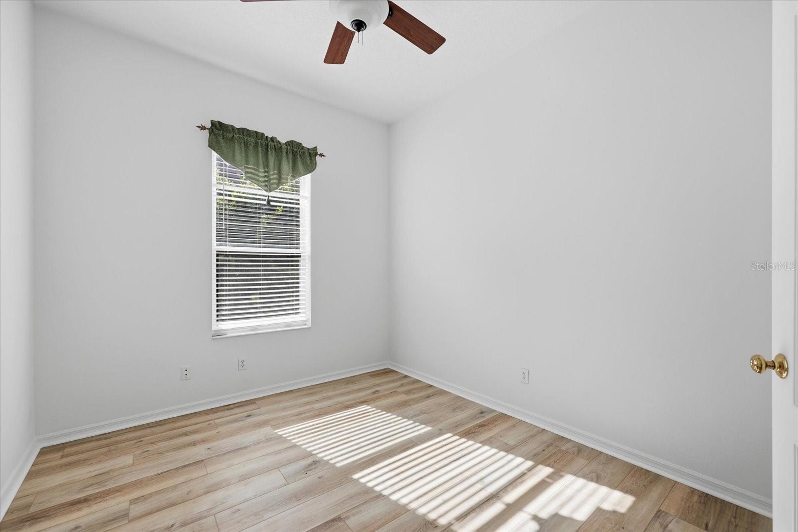 Image 8 of 49 For 15102 Arbor Hollow Drive