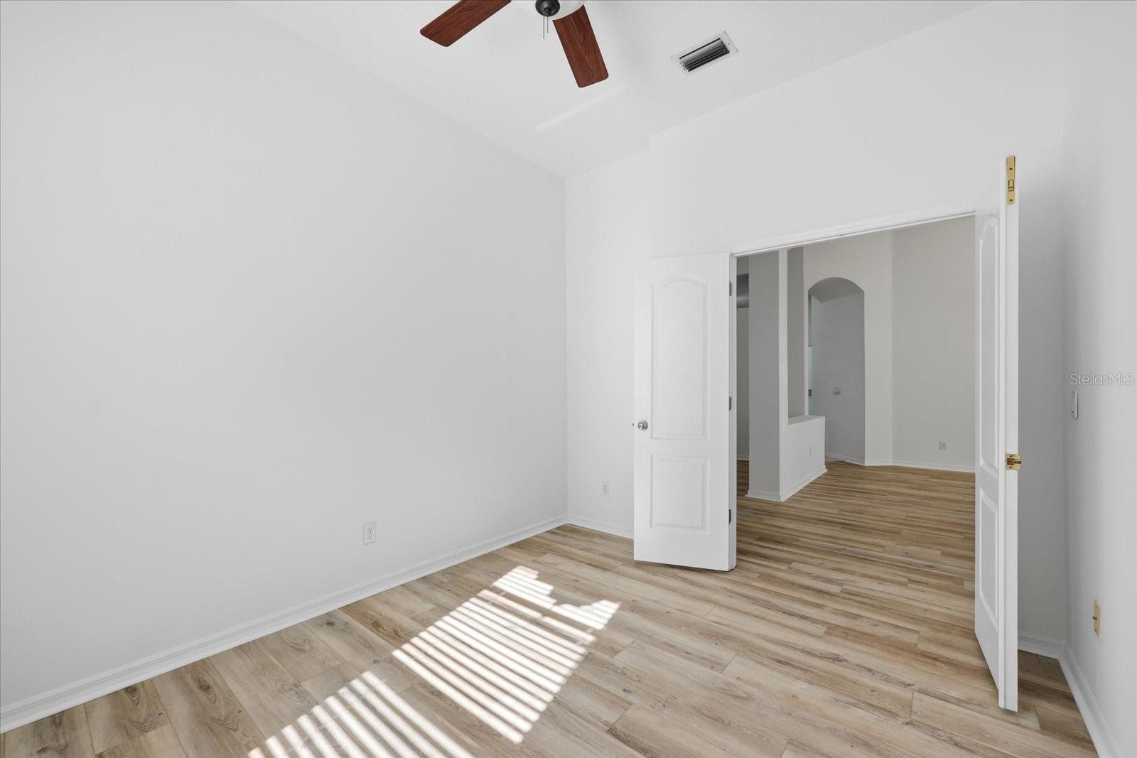 Image 9 of 49 For 15102 Arbor Hollow Drive