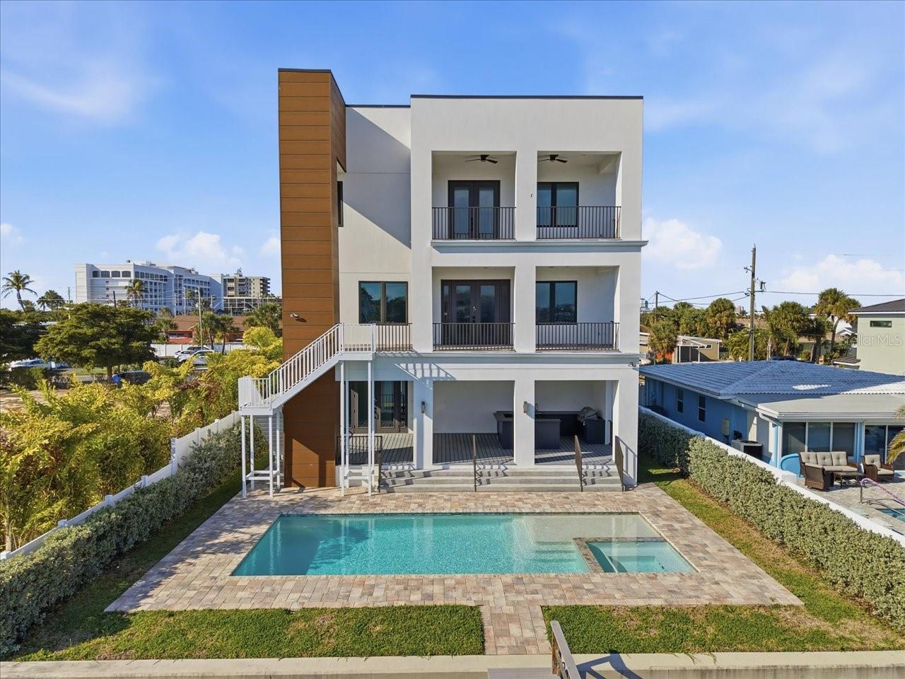 Image 4 of 50 For 109 Punta Vista Drive