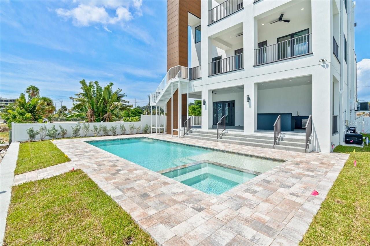 Image 5 of 50 For 109 Punta Vista Drive