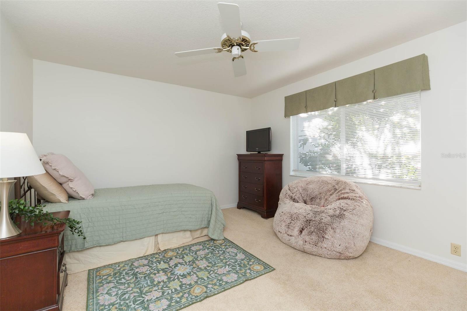 Image 34 of 54 For 9108 Canberley Drive