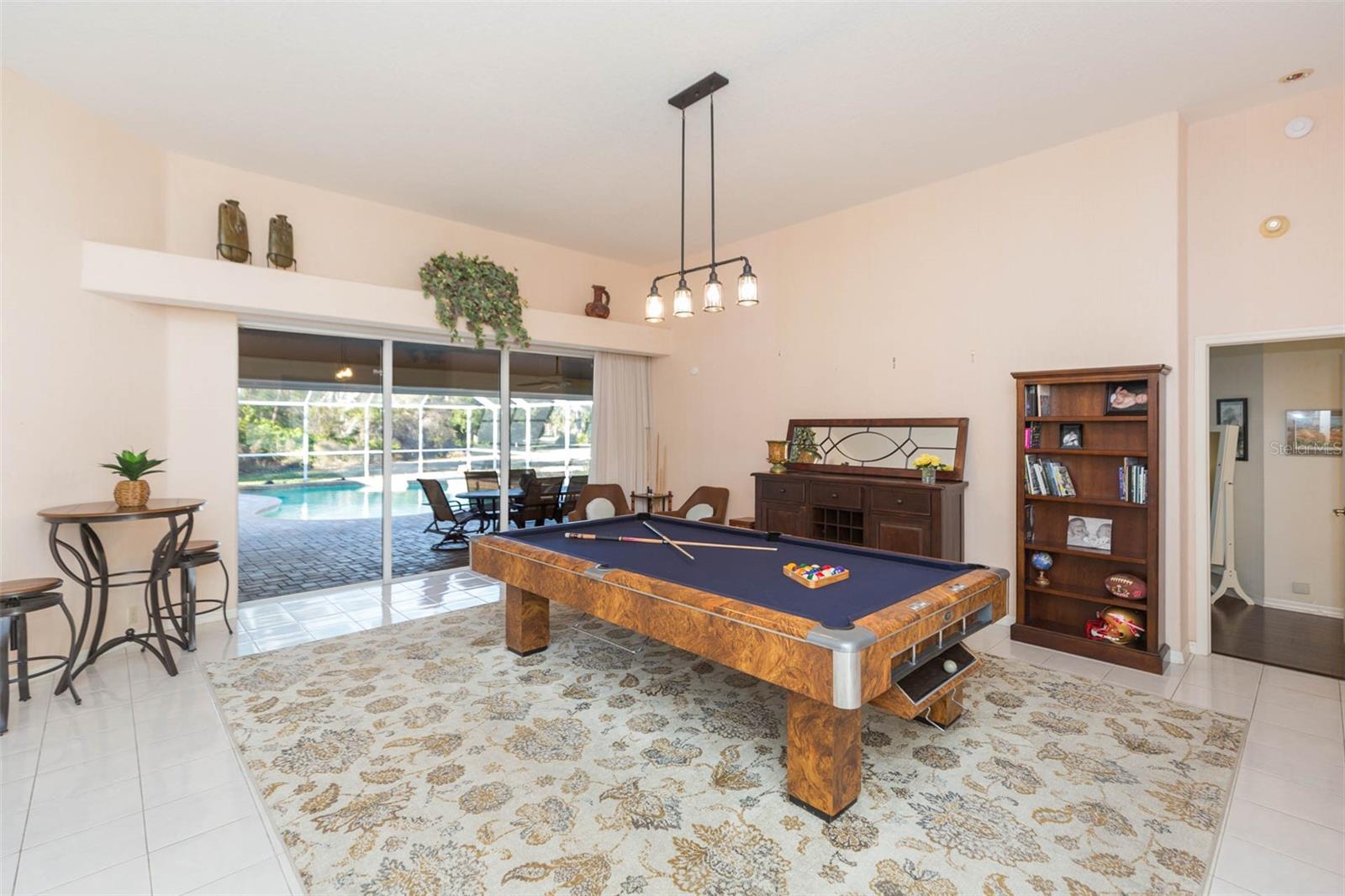 Image 5 of 54 For 9108 Canberley Drive