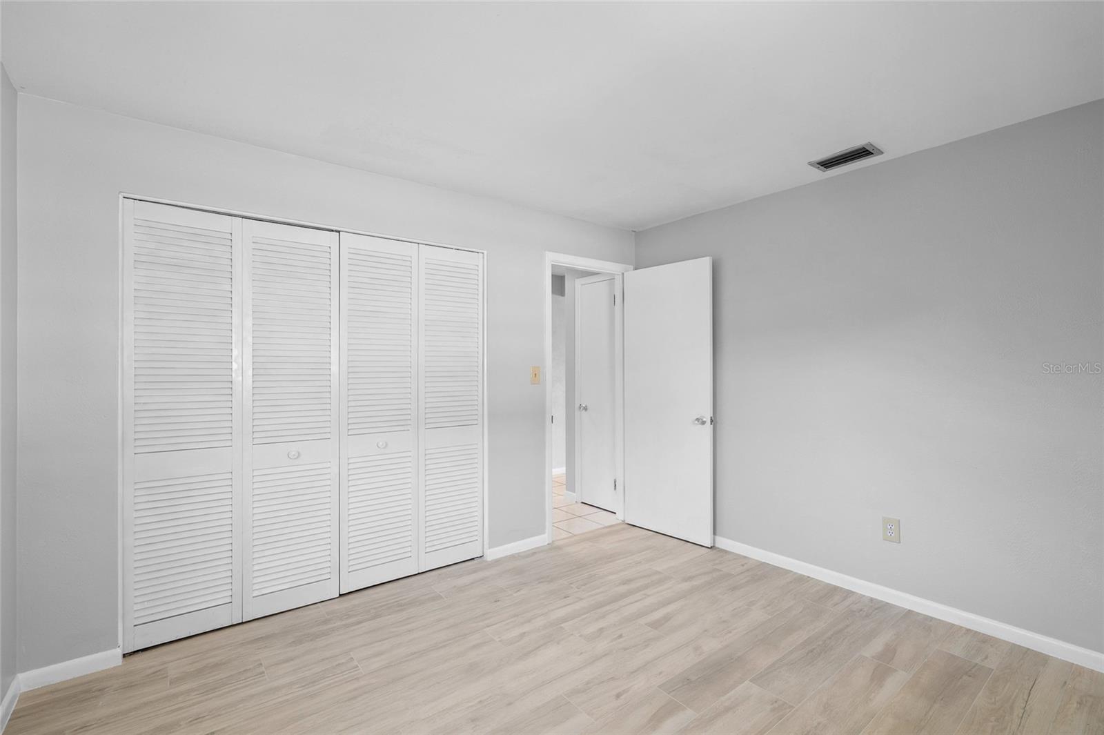 Image 18 of 32 For 11095 56th Avenue