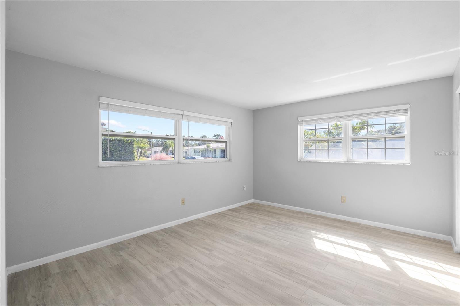 Image 22 of 32 For 11095 56th Avenue