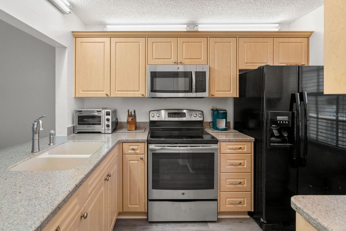 Image 11 of 60 For 1438 Millstream Lane 203