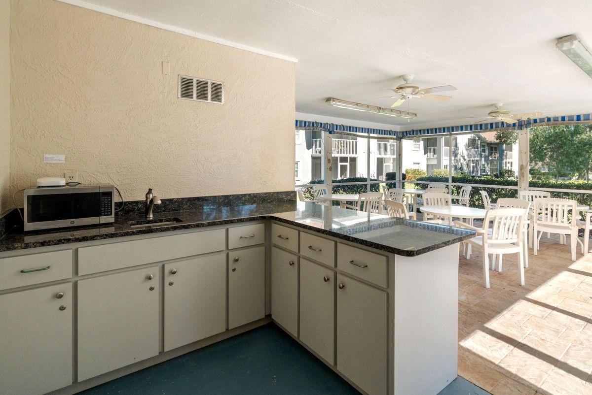 Image 42 of 60 For 1438 Millstream Lane 203