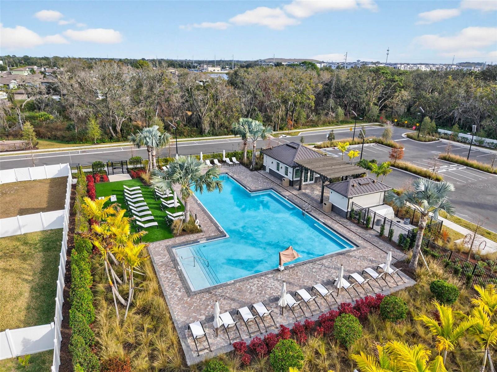 Image 27 of 33 For 10432 Shady Preserve Drive