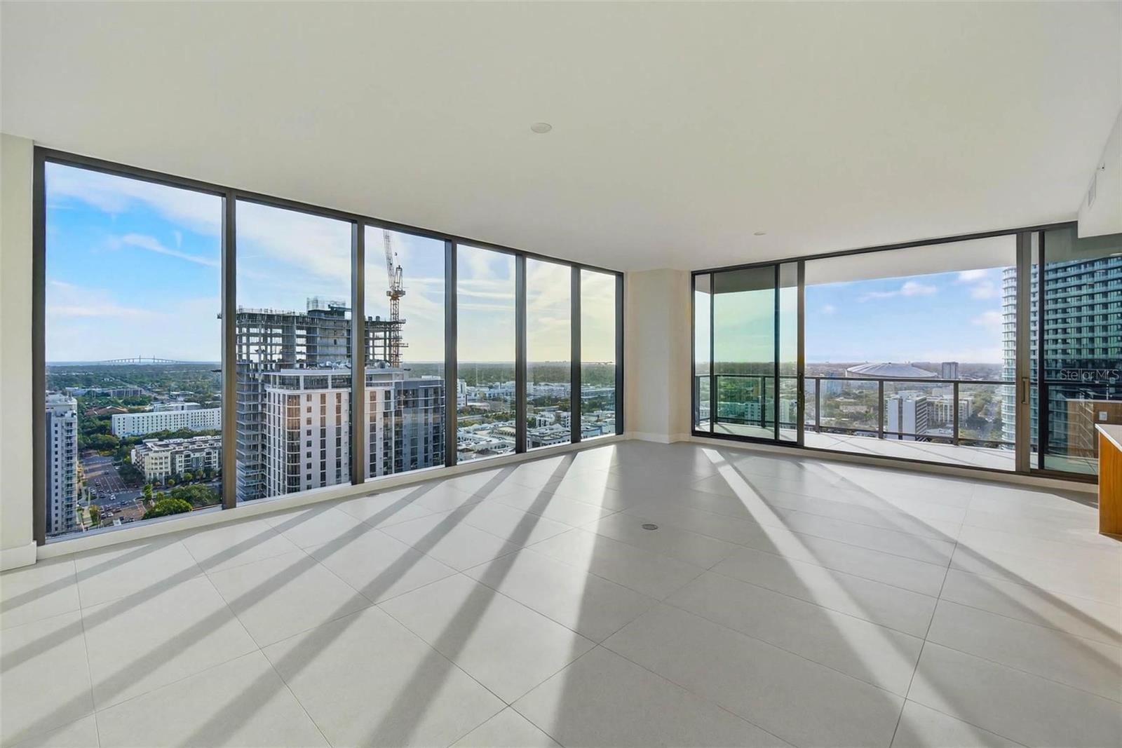 Image 14 of 81 For 275 1st Avenue S 2506