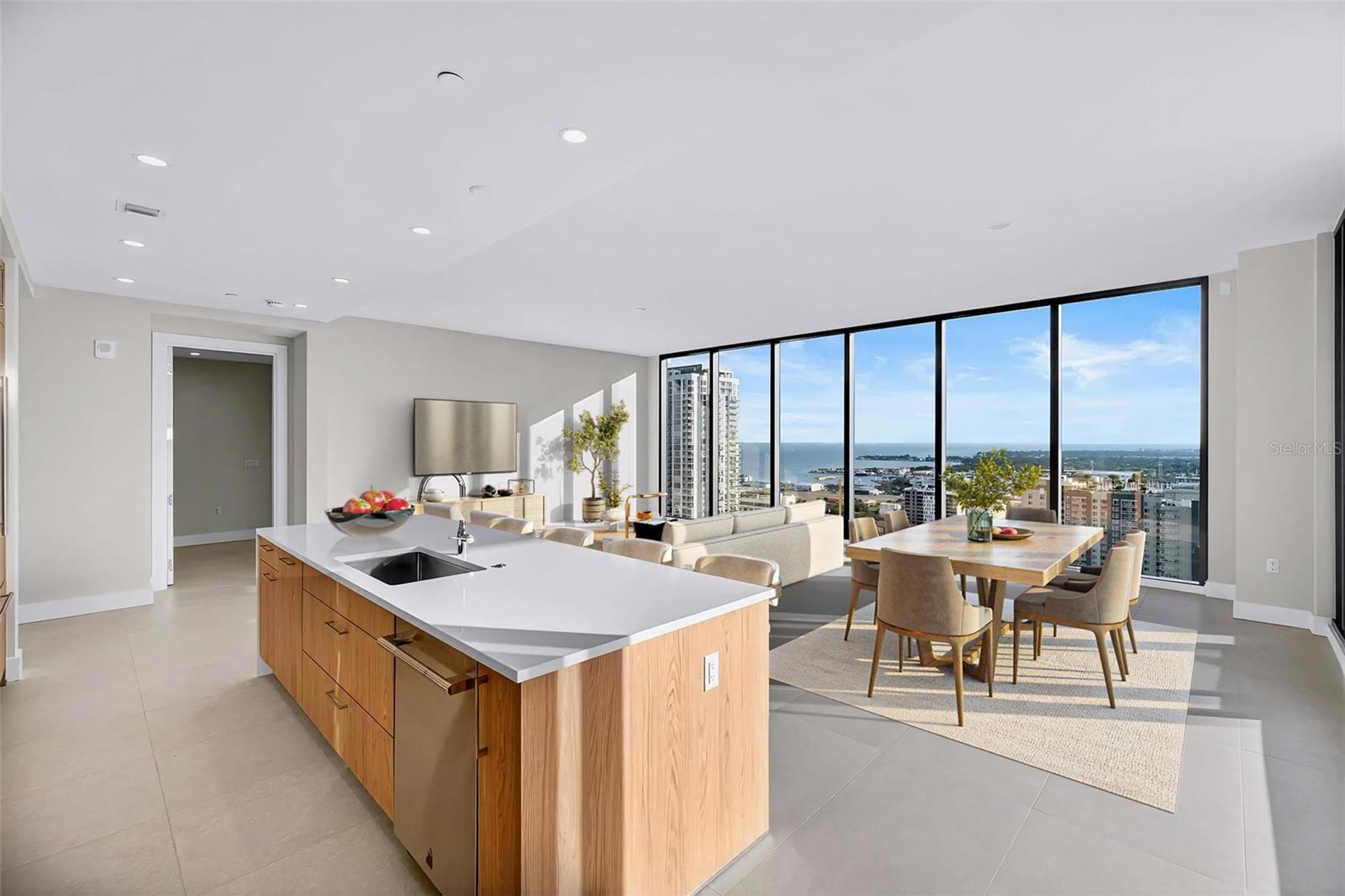 Image 15 of 81 For 275 1st Avenue S 2506