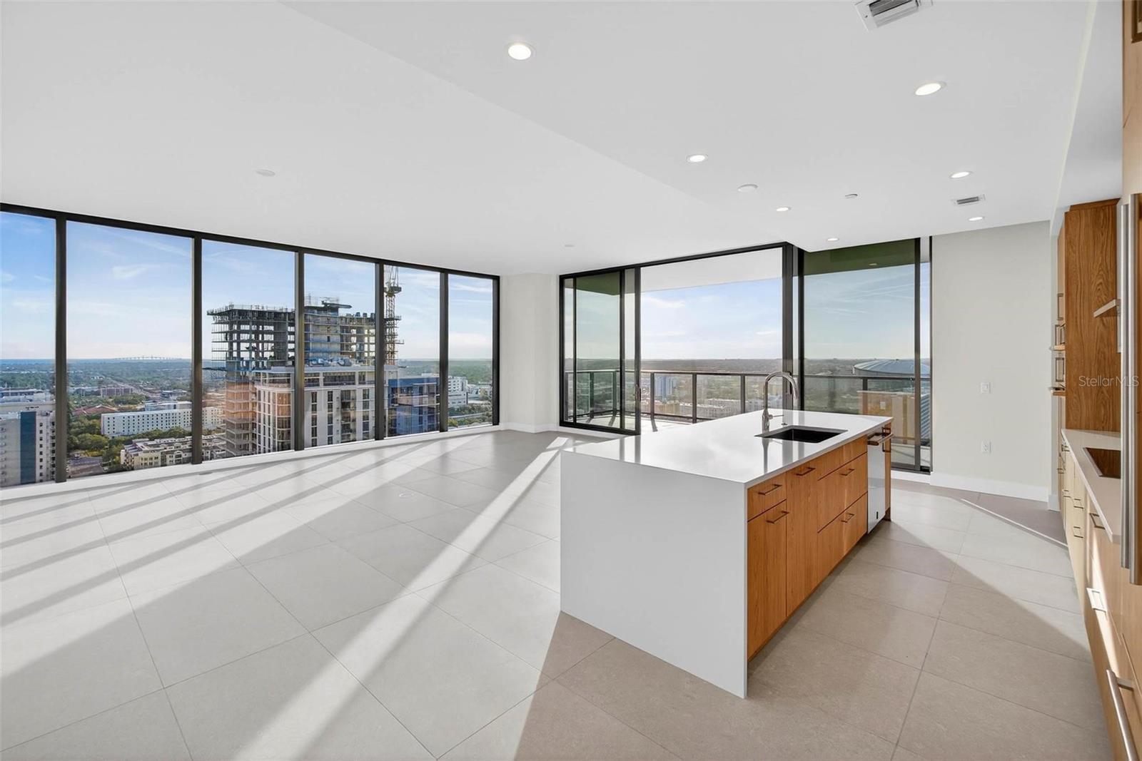 Image 17 of 81 For 275 1st Avenue S 2506