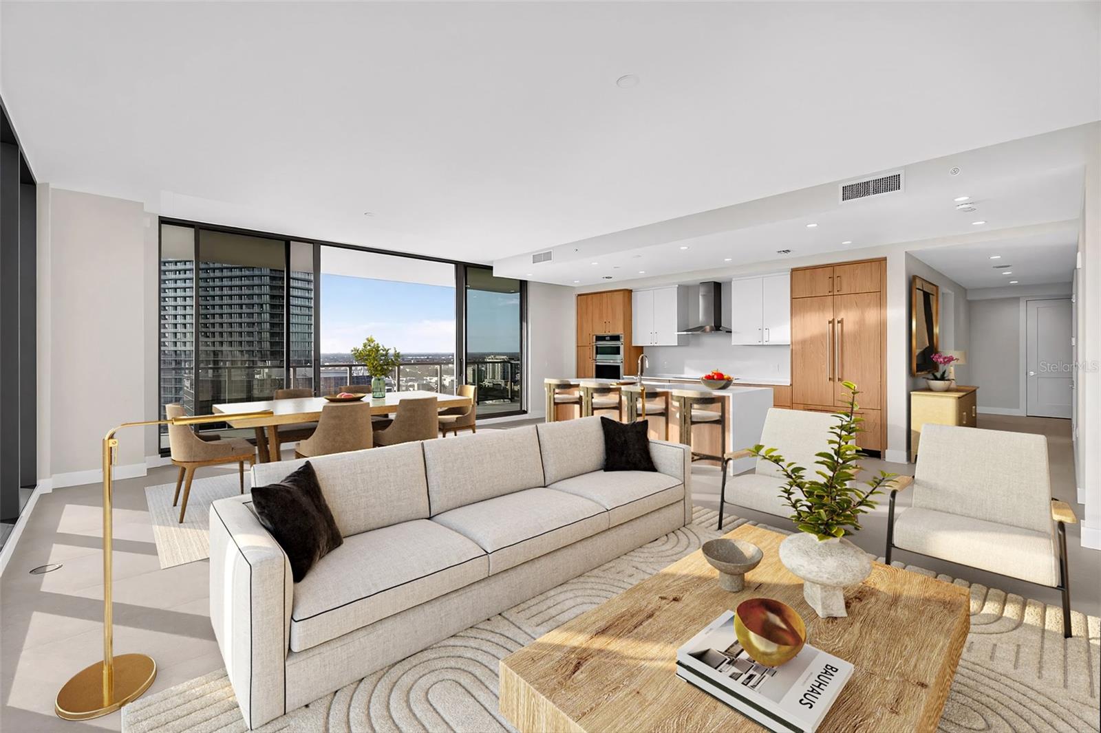 Image 21 of 81 For 275 1st Avenue S 2506