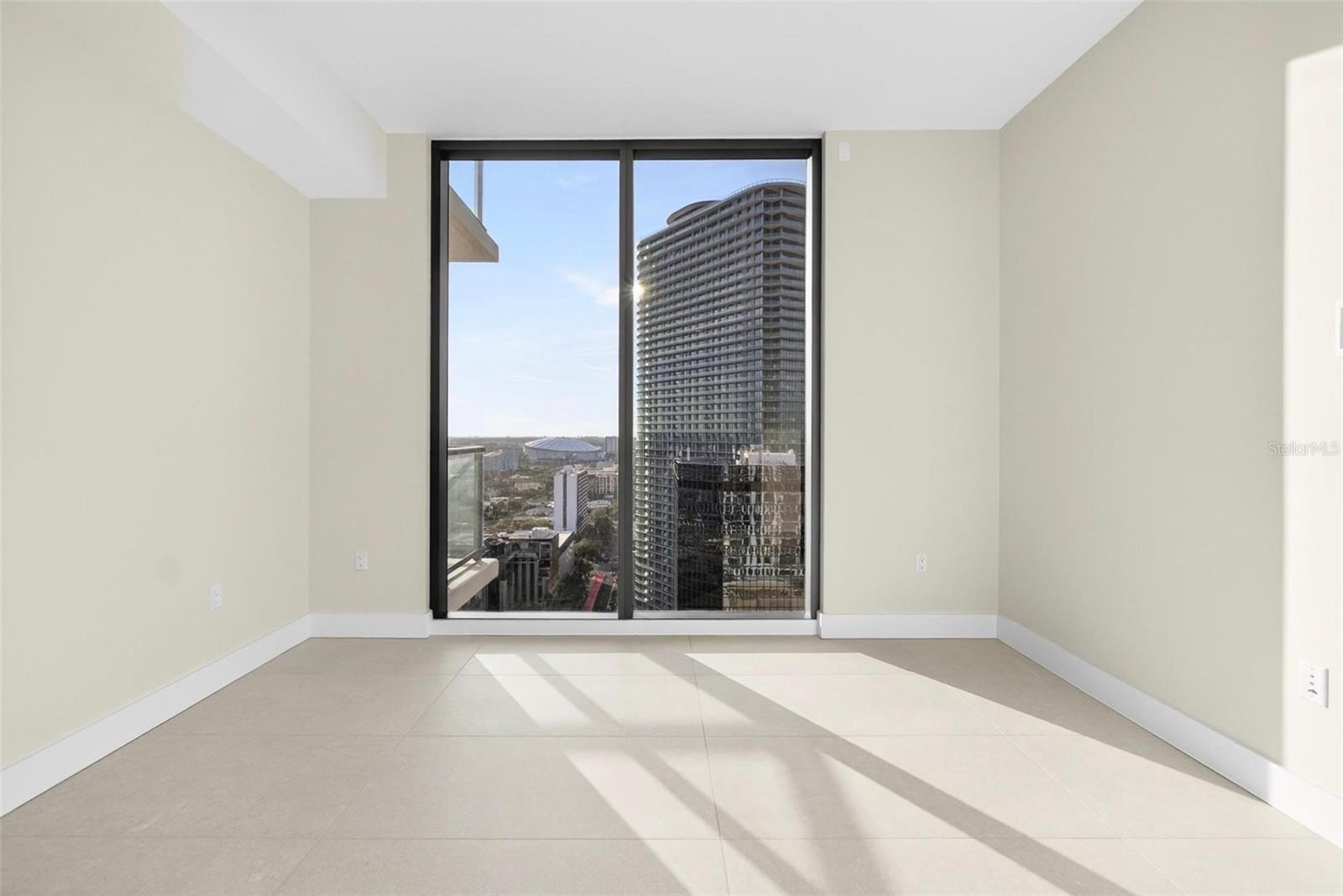 Image 25 of 81 For 275 1st Avenue S 2506