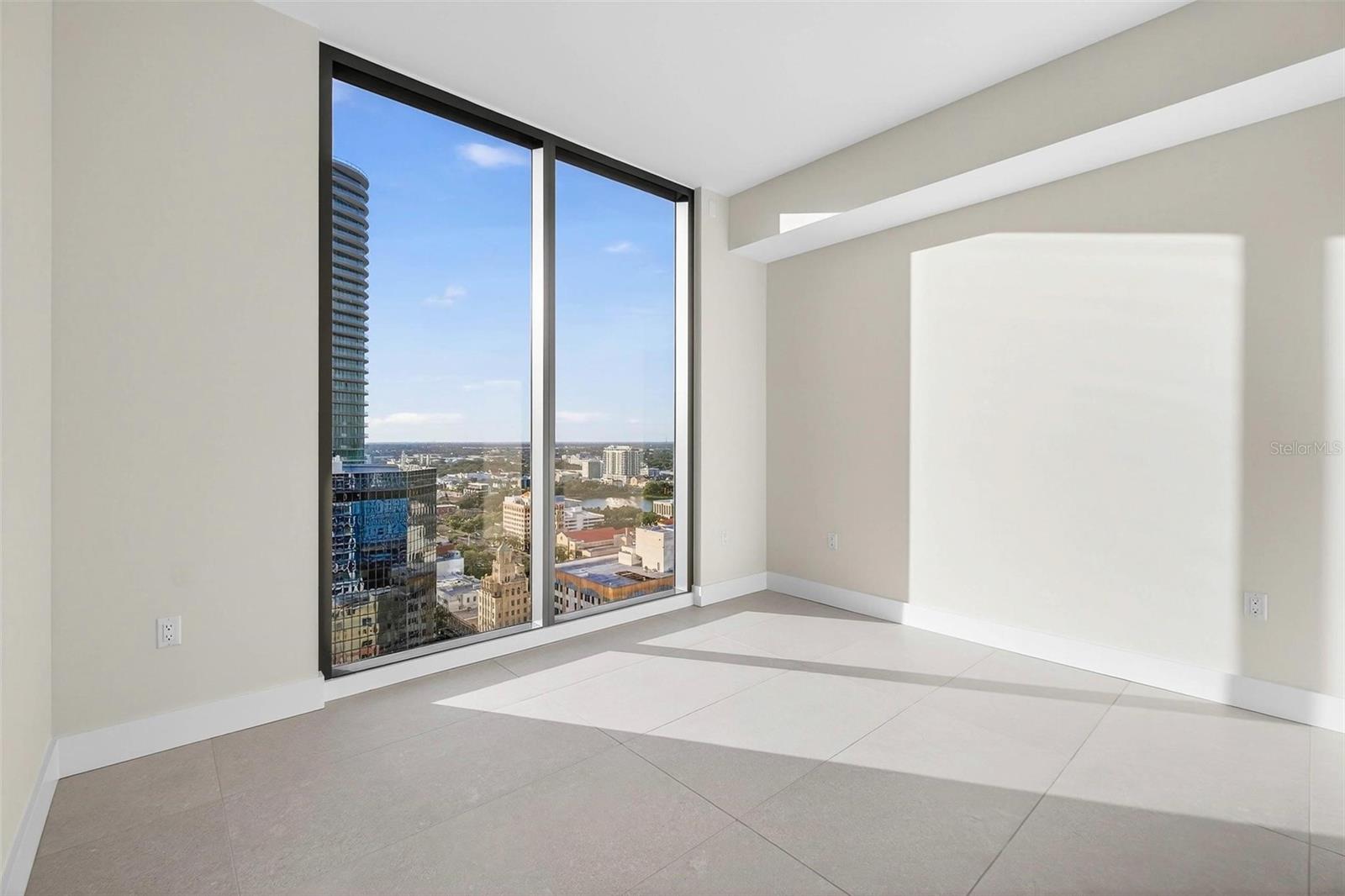 Image 30 of 81 For 275 1st Avenue S 2506