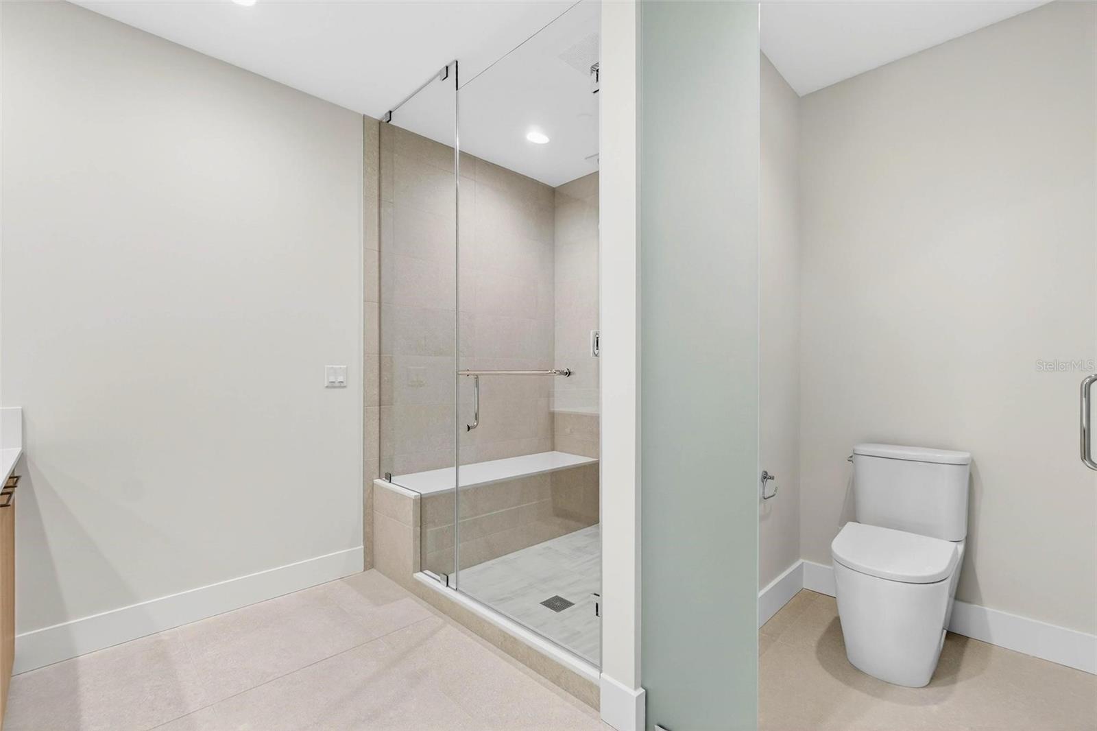 Image 36 of 81 For 275 1st Avenue S 2506