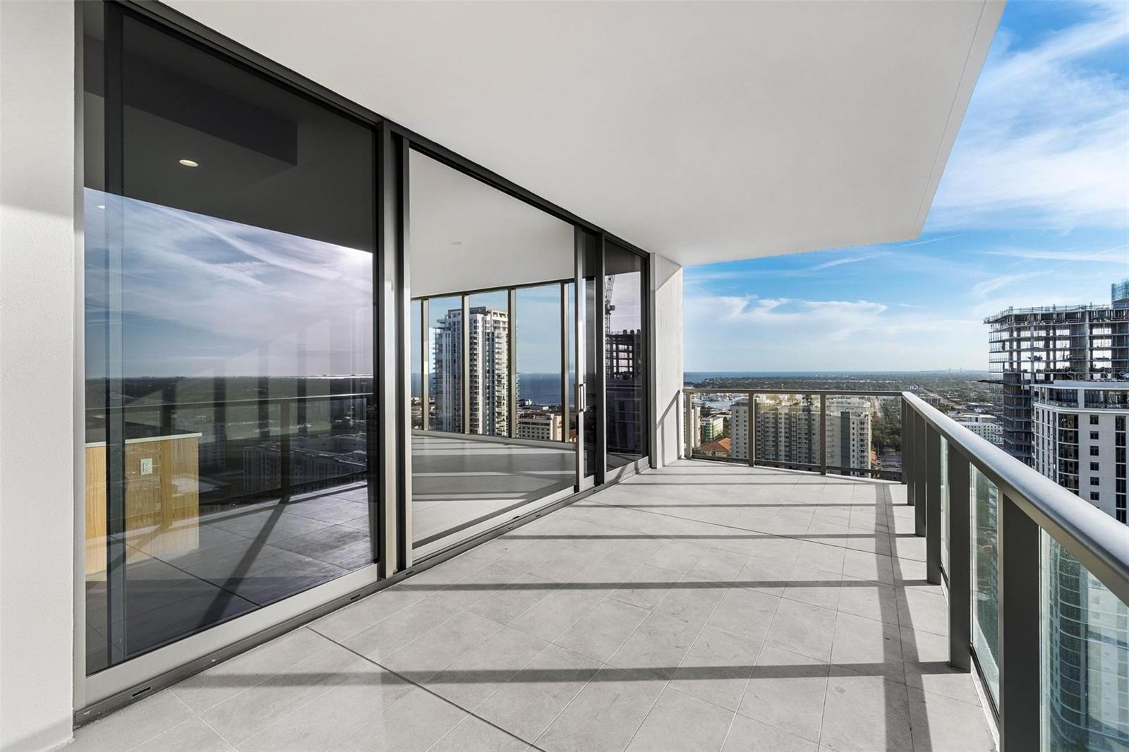 Image 6 of 81 For 275 1st Avenue S 2506