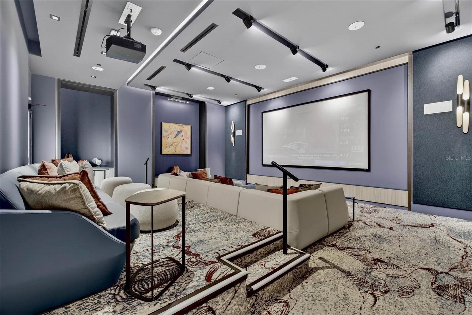 Image 66 of 81 For 275 1st Avenue S 2506