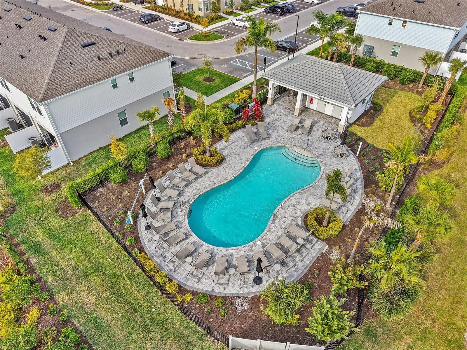 Image 26 of 29 For 9052 Driven Snow Street