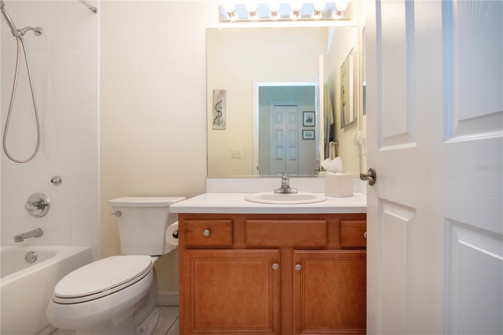 Image 43 of 76 For 1908 Sterling Glen Court