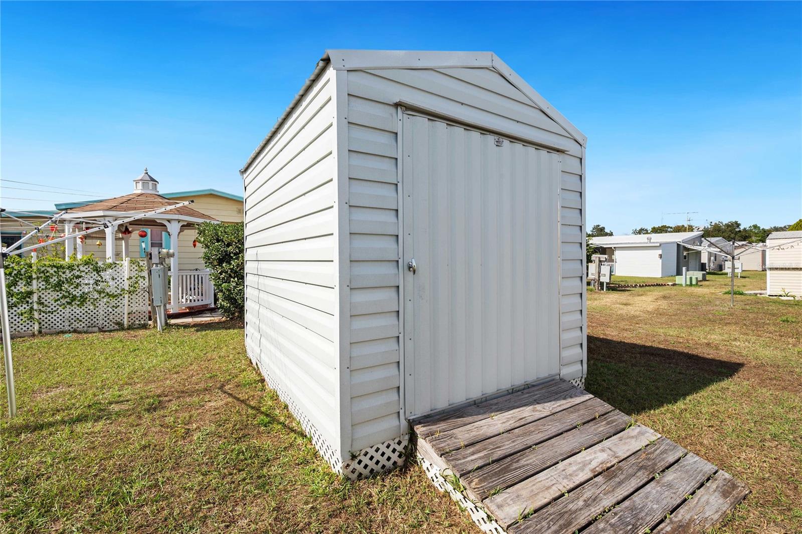 Image 25 of 51 For 5619 Dakota Street