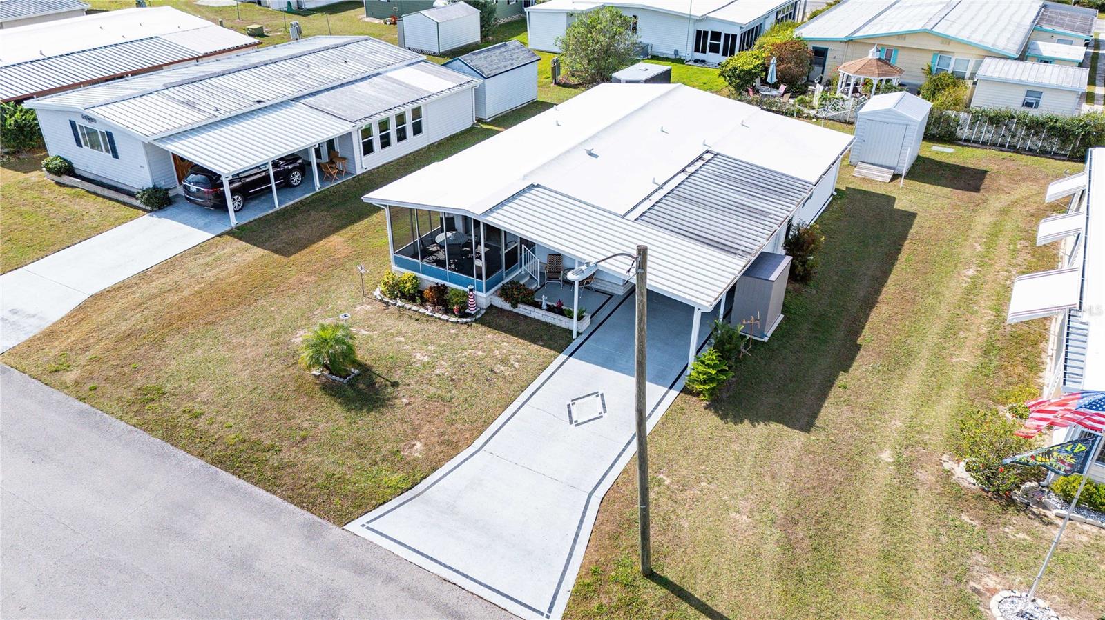 Image 28 of 51 For 5619 Dakota Street