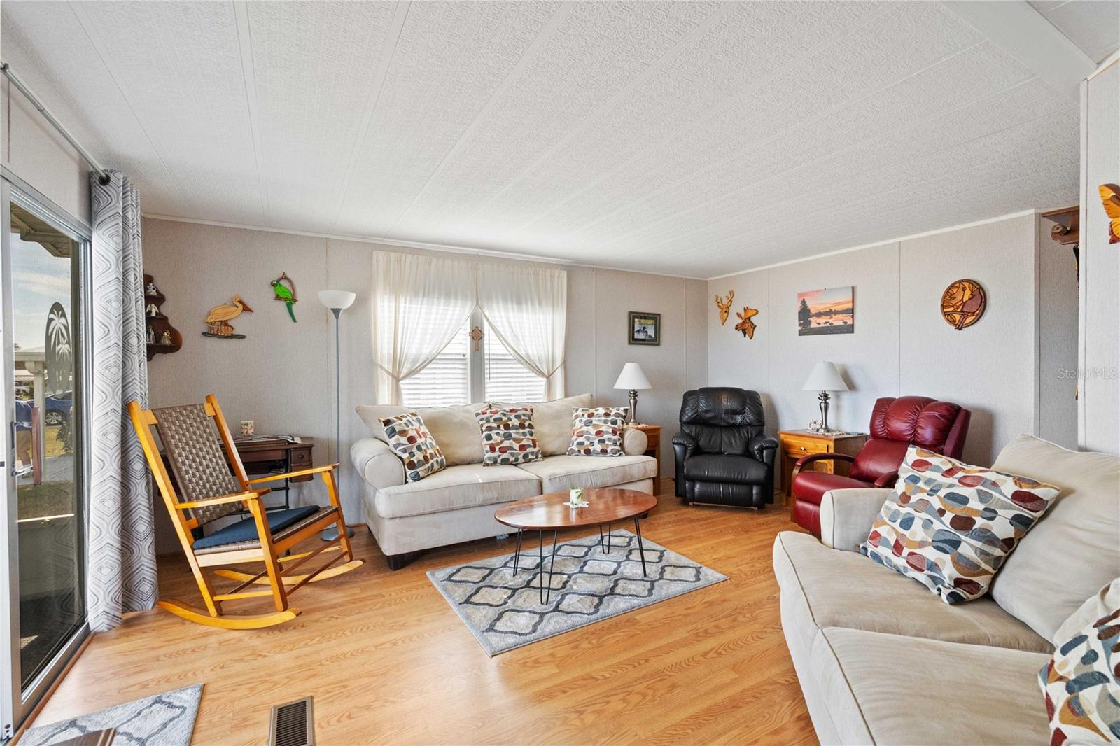 Image 6 of 51 For 5619 Dakota Street