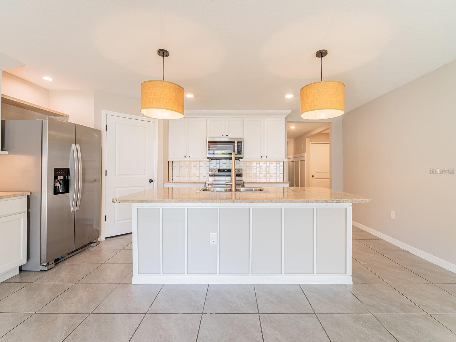 Image 11 of 46 For 13748 Wineberry Drive