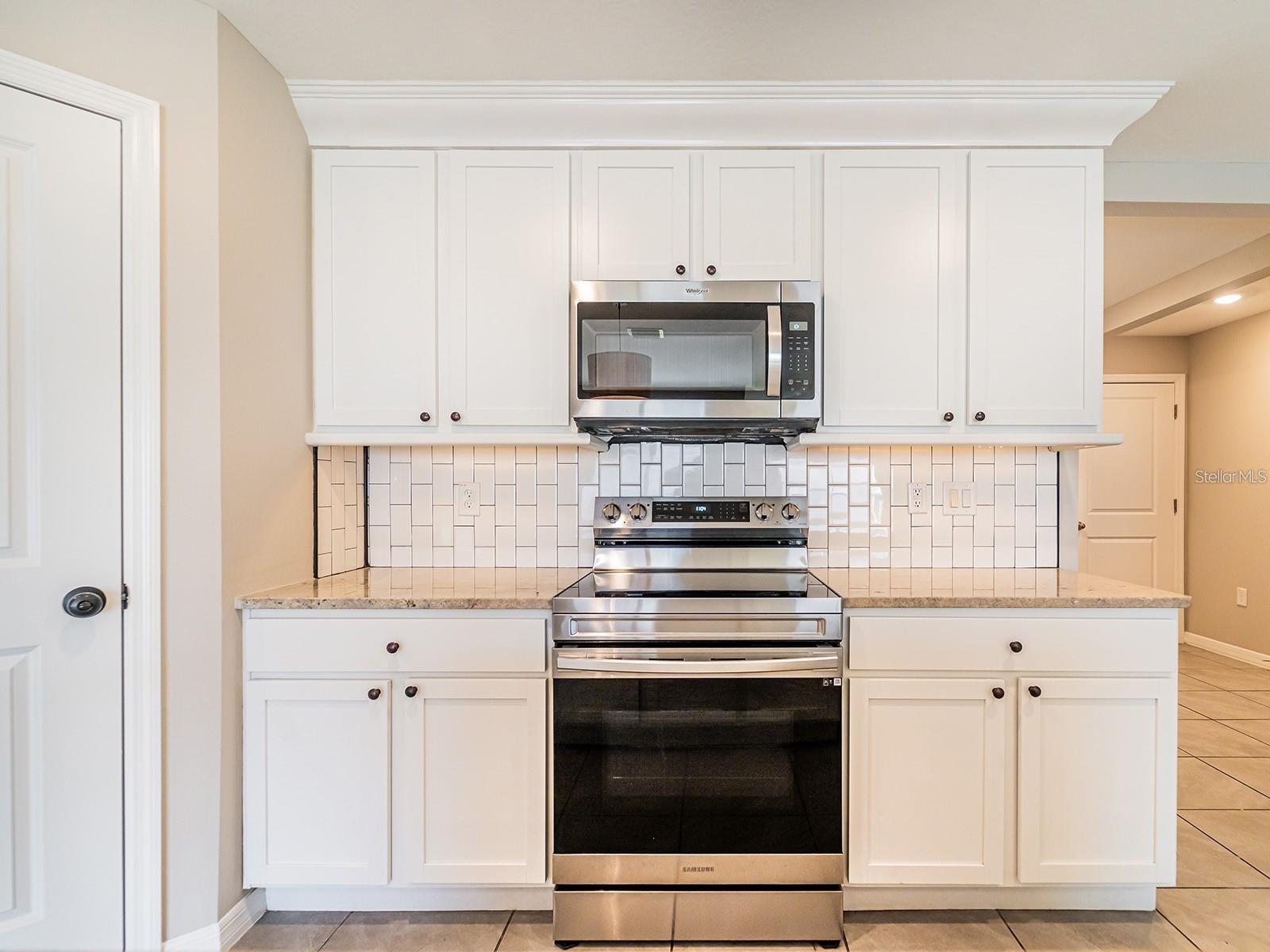 Image 9 of 46 For 13748 Wineberry Drive