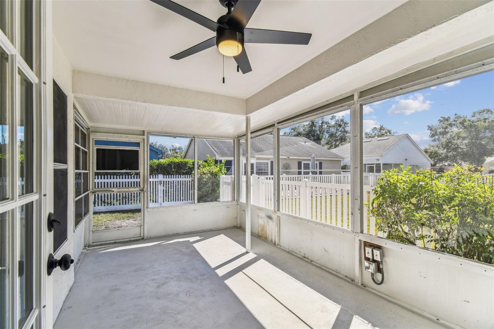 Image 42 of 84 For 4124 Randolph Street