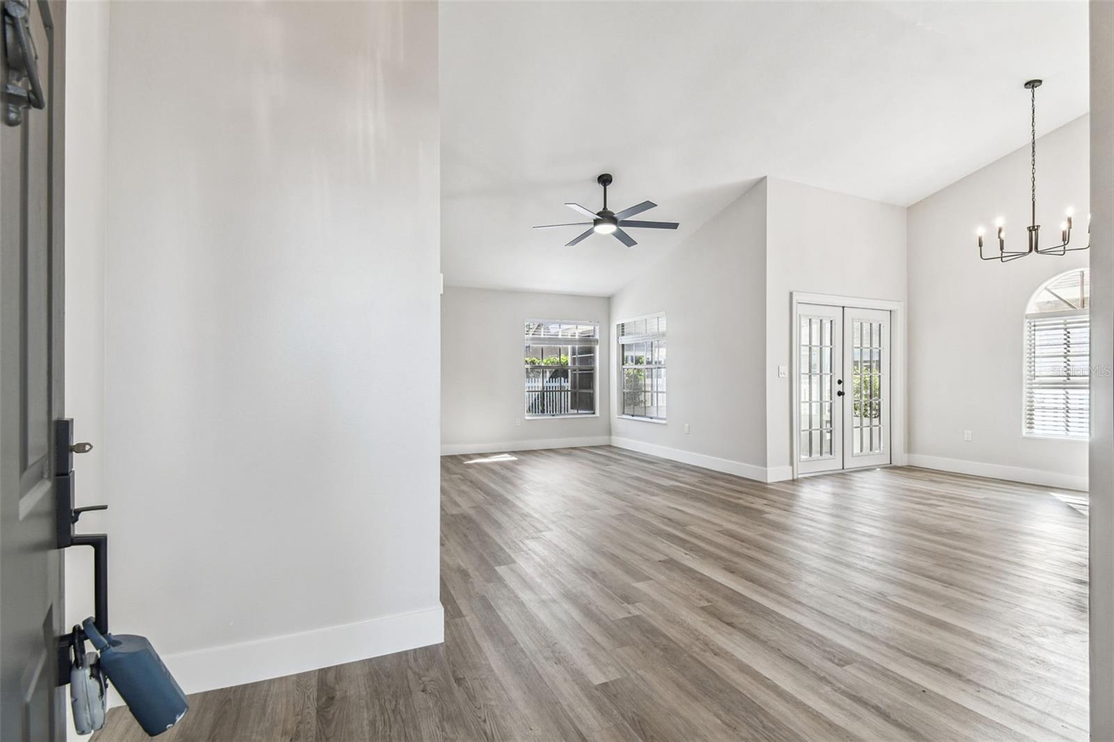 Image 8 of 84 For 4124 Randolph Street