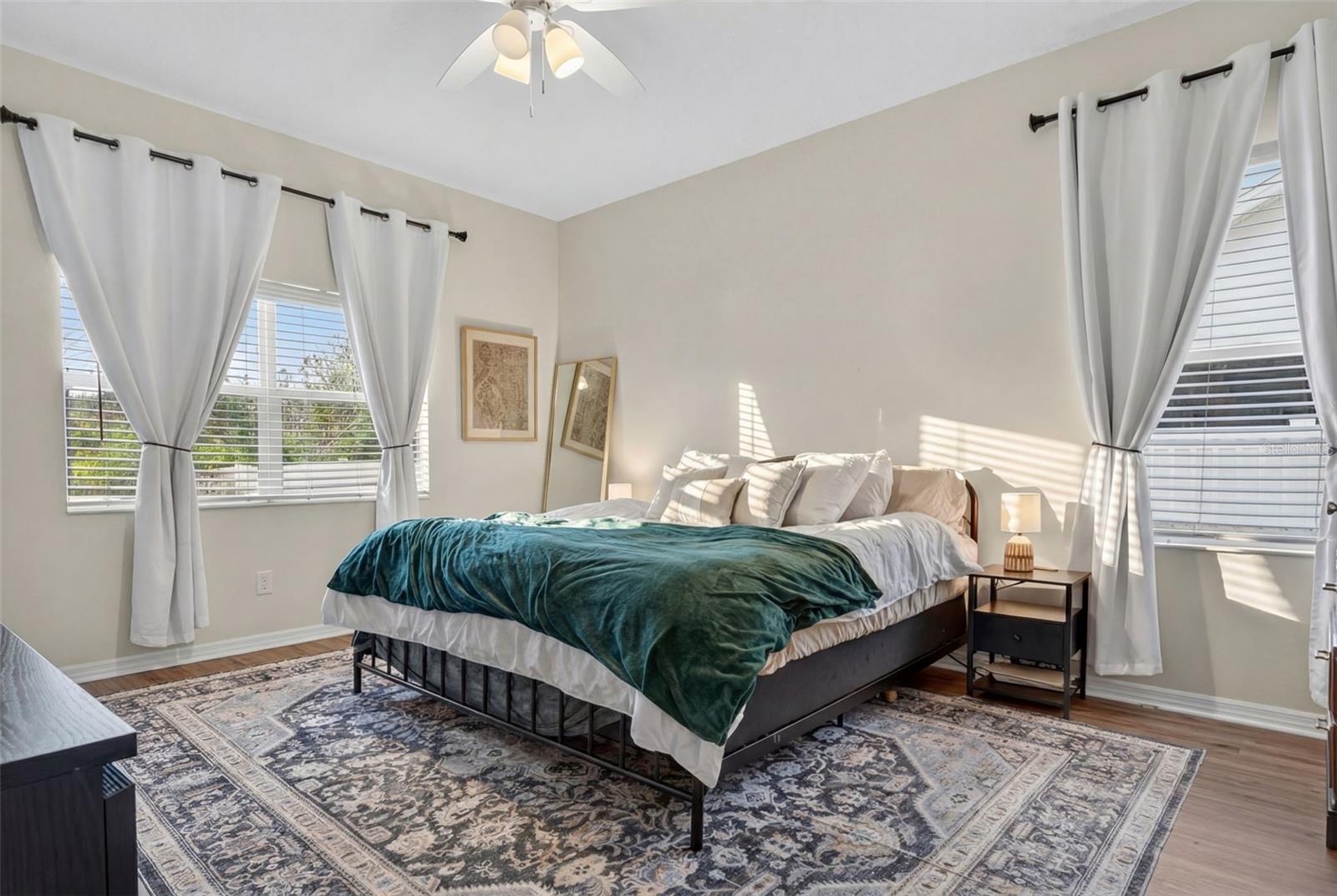 Image 29 of 74 For 6325 35th Avenue Circle E