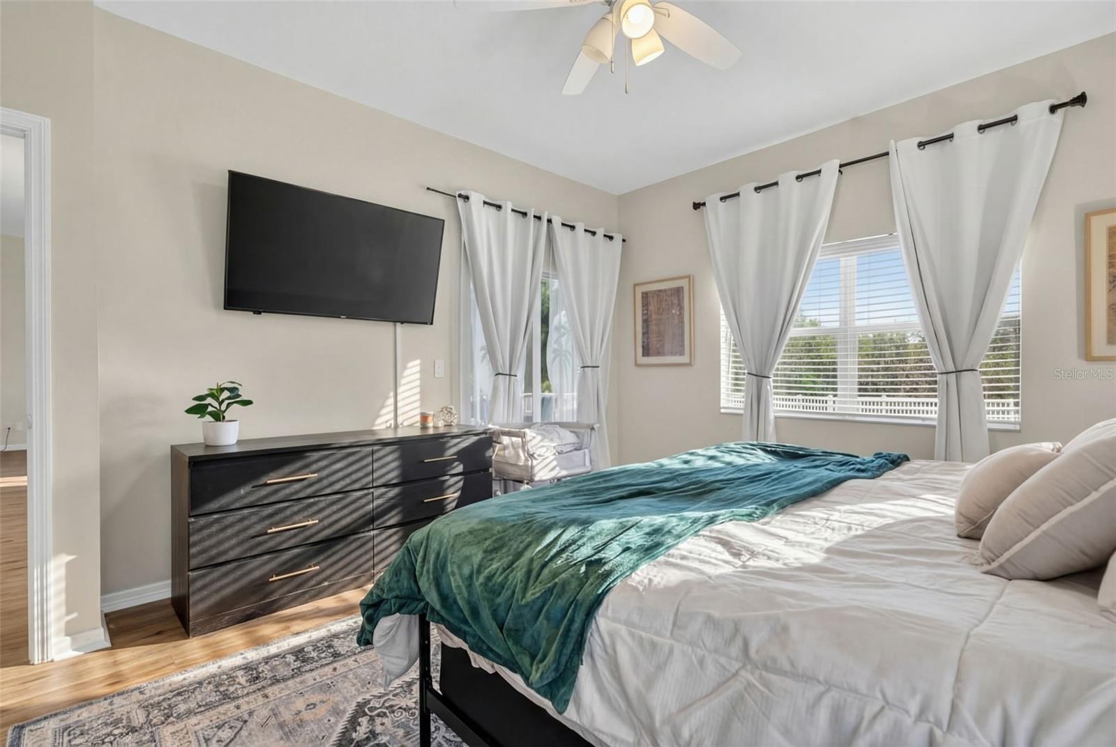 Image 30 of 74 For 6325 35th Avenue Circle E