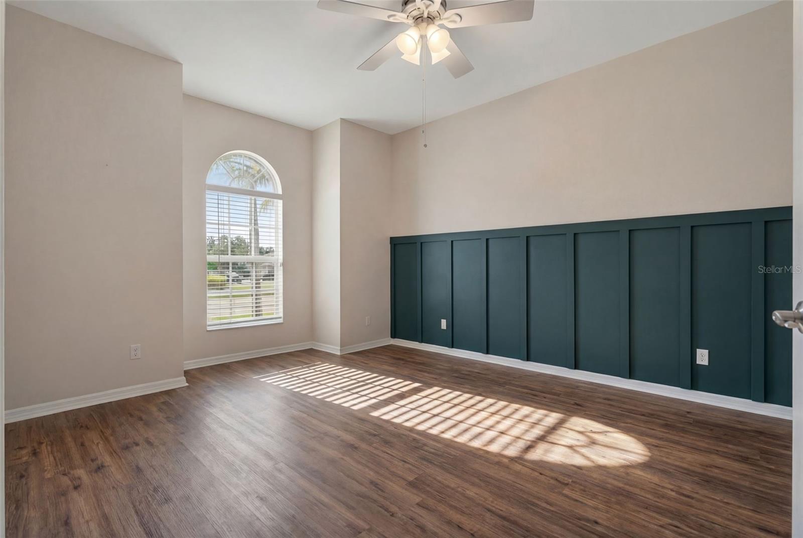 Image 41 of 74 For 6325 35th Avenue Circle E