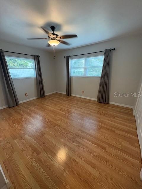 Image 12 of 36 For 1571 Evergreen Avenue