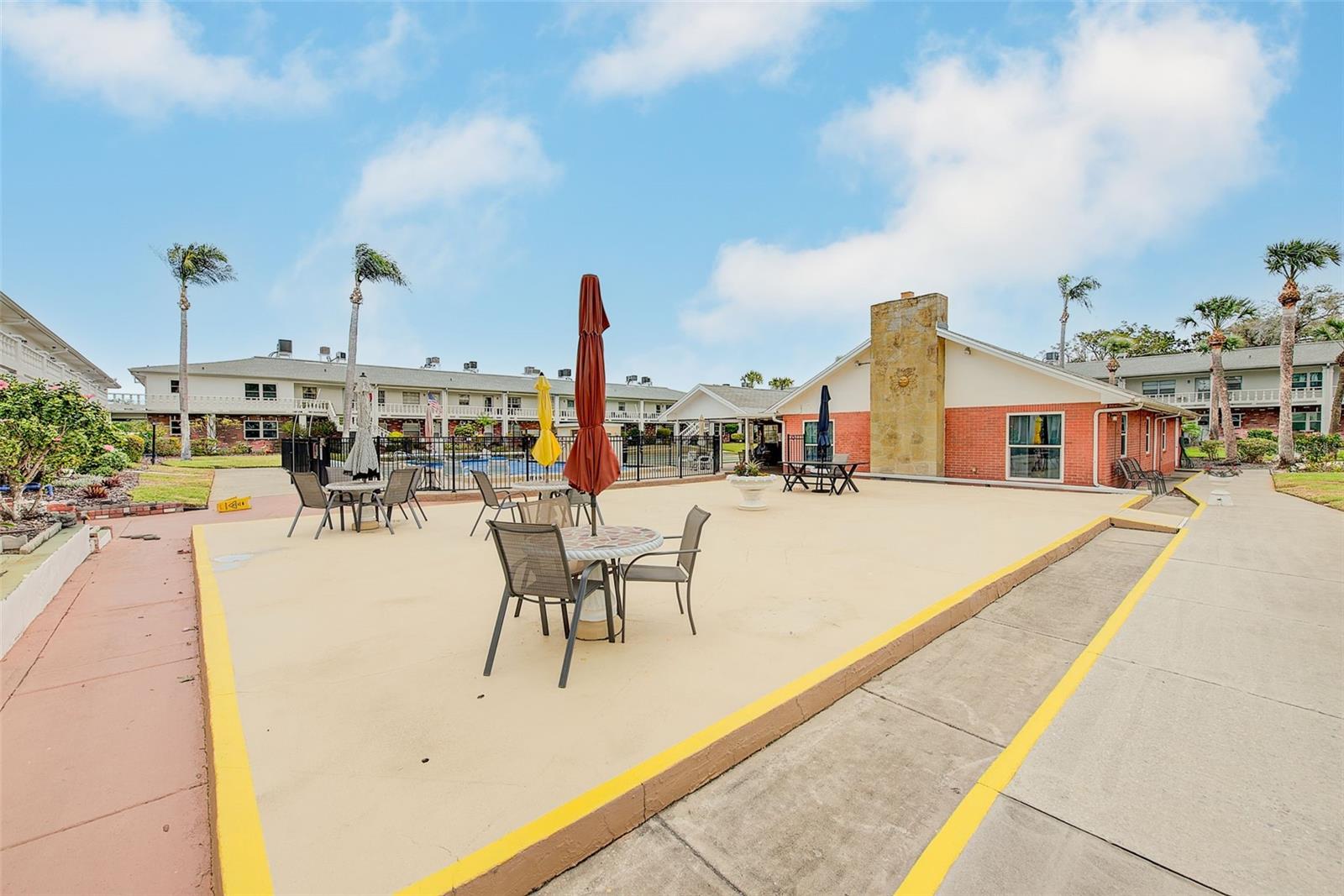 Image 18 of 25 For 4742 Azalea Drive 213