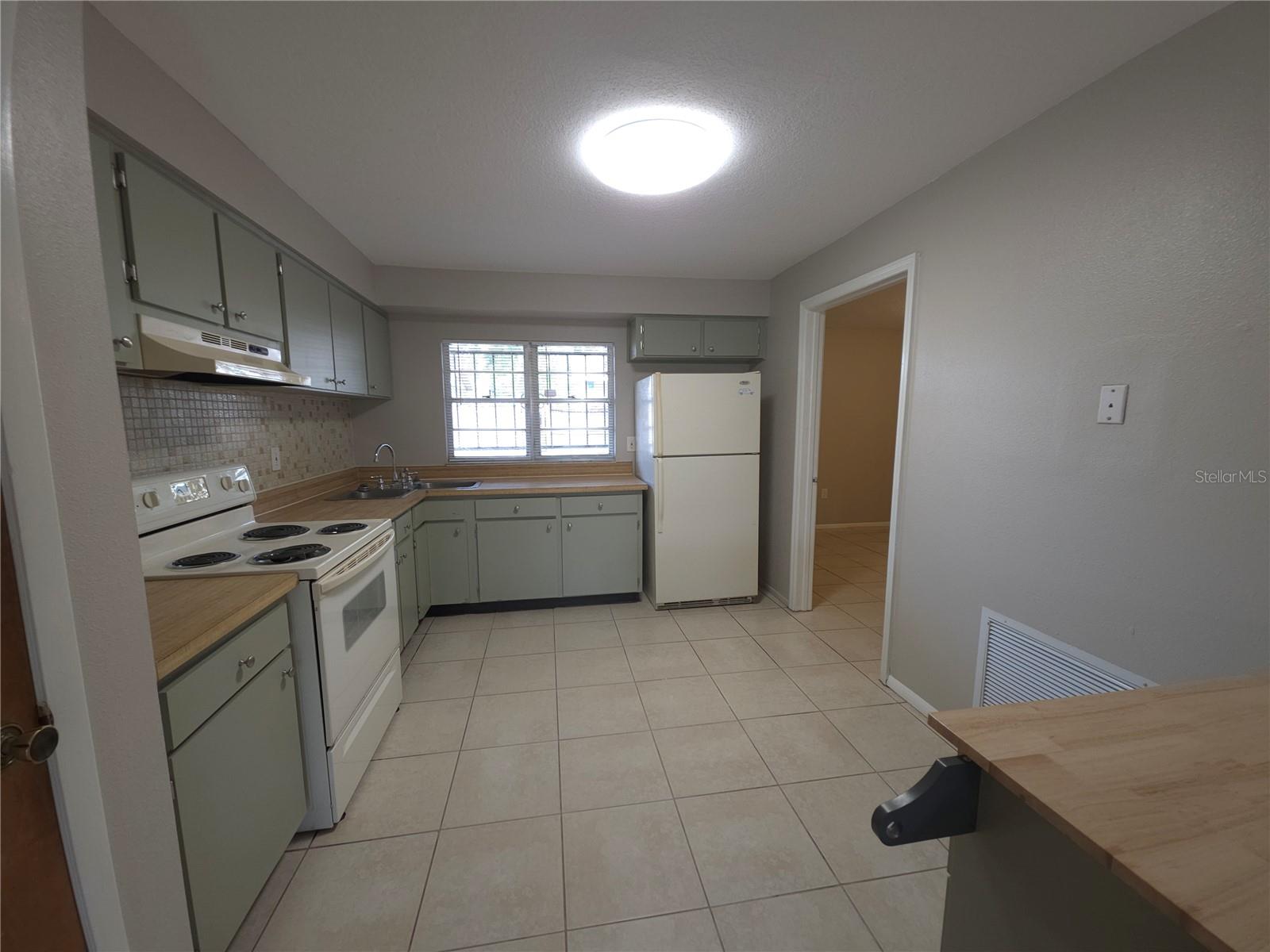 Image 8 of 21 For 4204 Okara Road