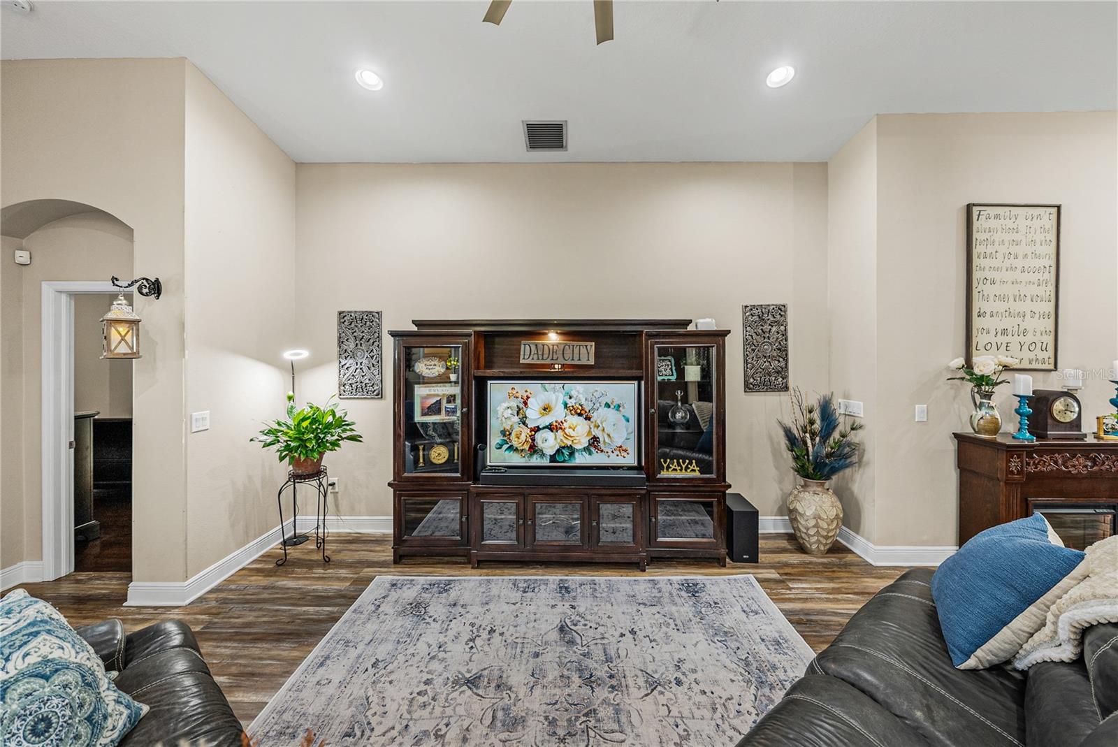 Image 13 of 87 For 13302 Trailing Moss Drive