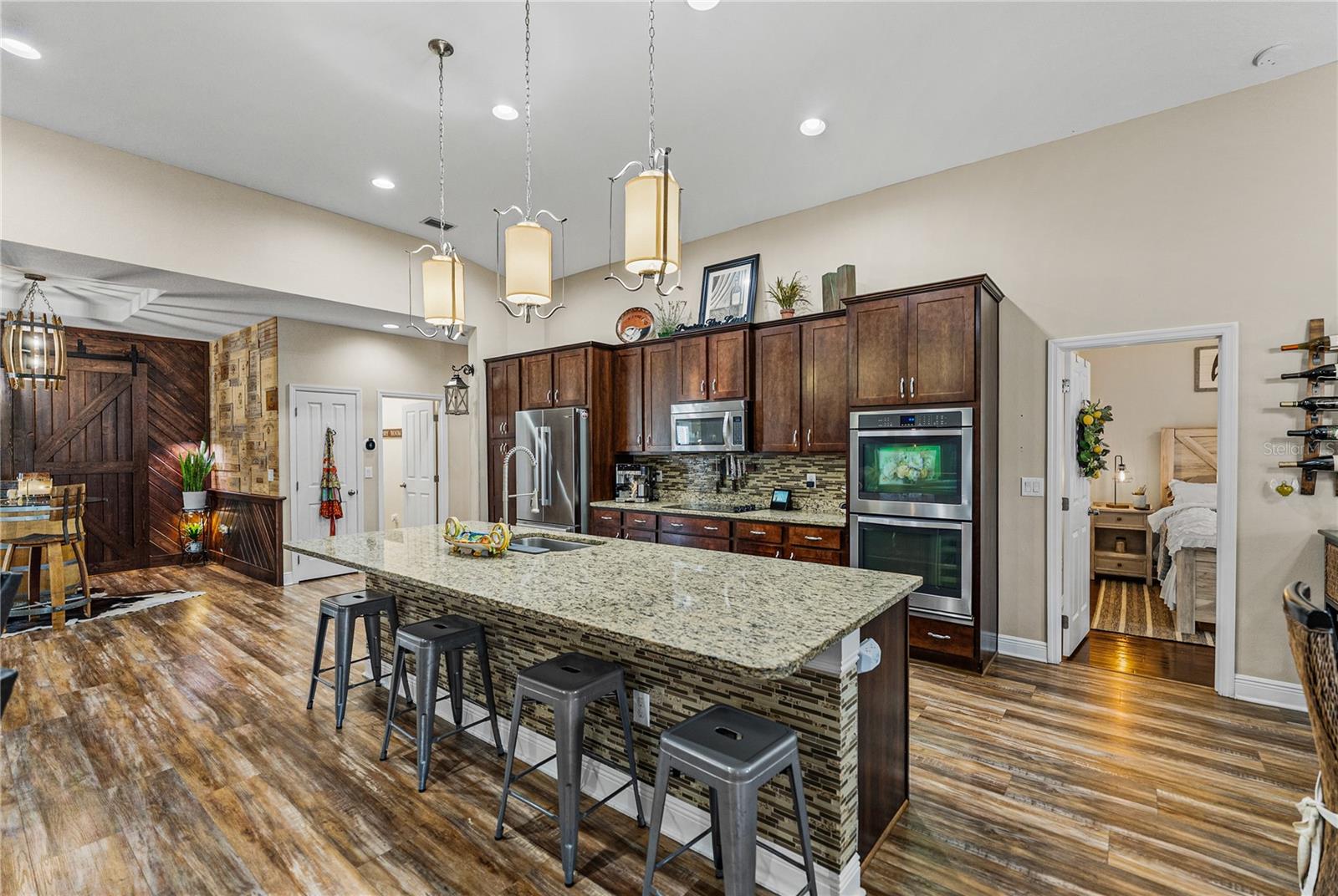 Image 19 of 87 For 13302 Trailing Moss Drive