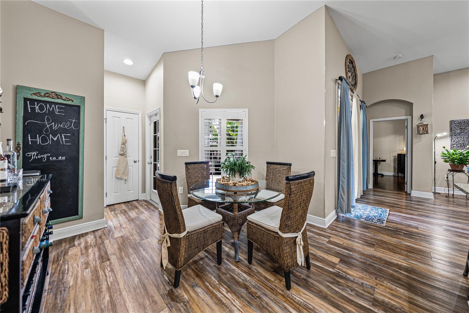 Image 24 of 87 For 13302 Trailing Moss Drive