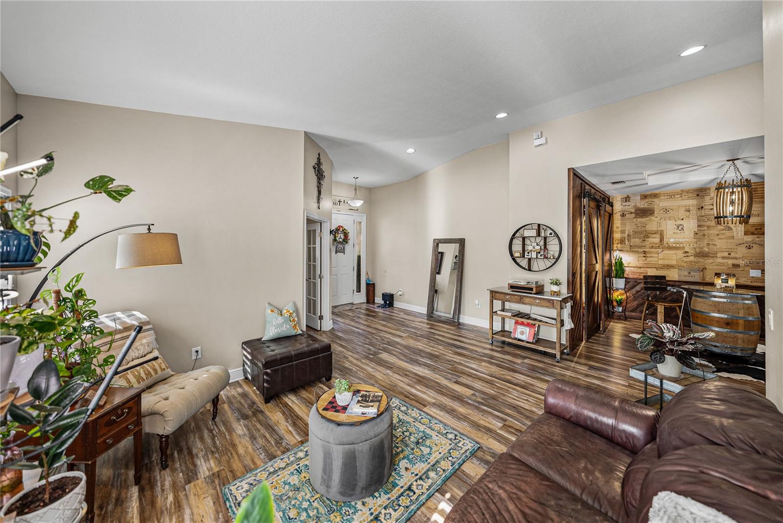 Image 33 of 87 For 13302 Trailing Moss Drive