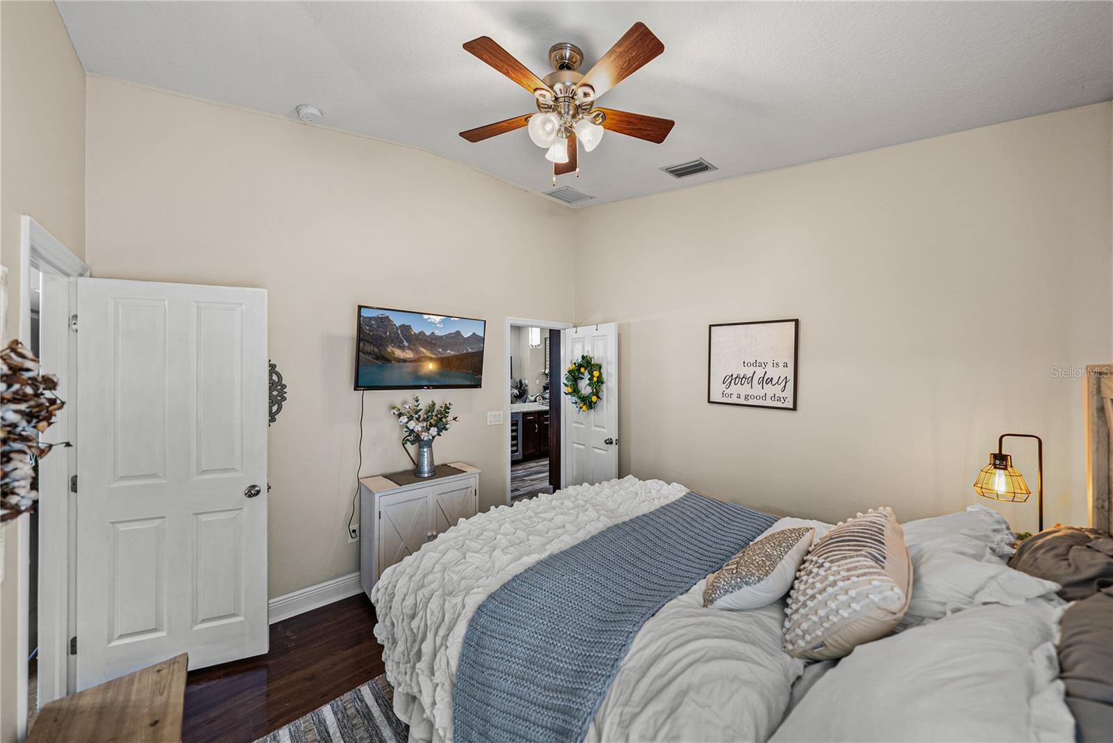 Image 46 of 87 For 13302 Trailing Moss Drive