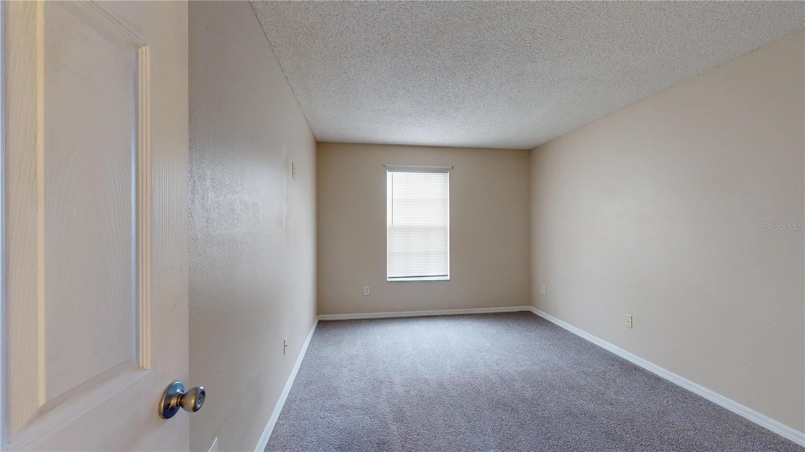 Image 21 of 32 For 4104 Winding River Way