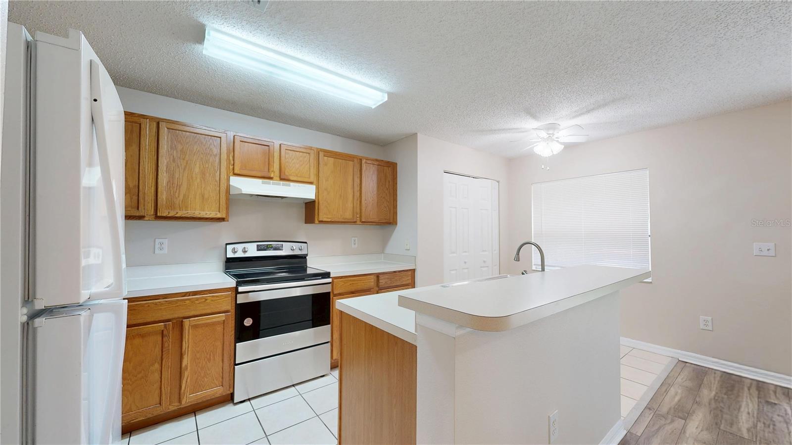 Image 5 of 32 For 4104 Winding River Way