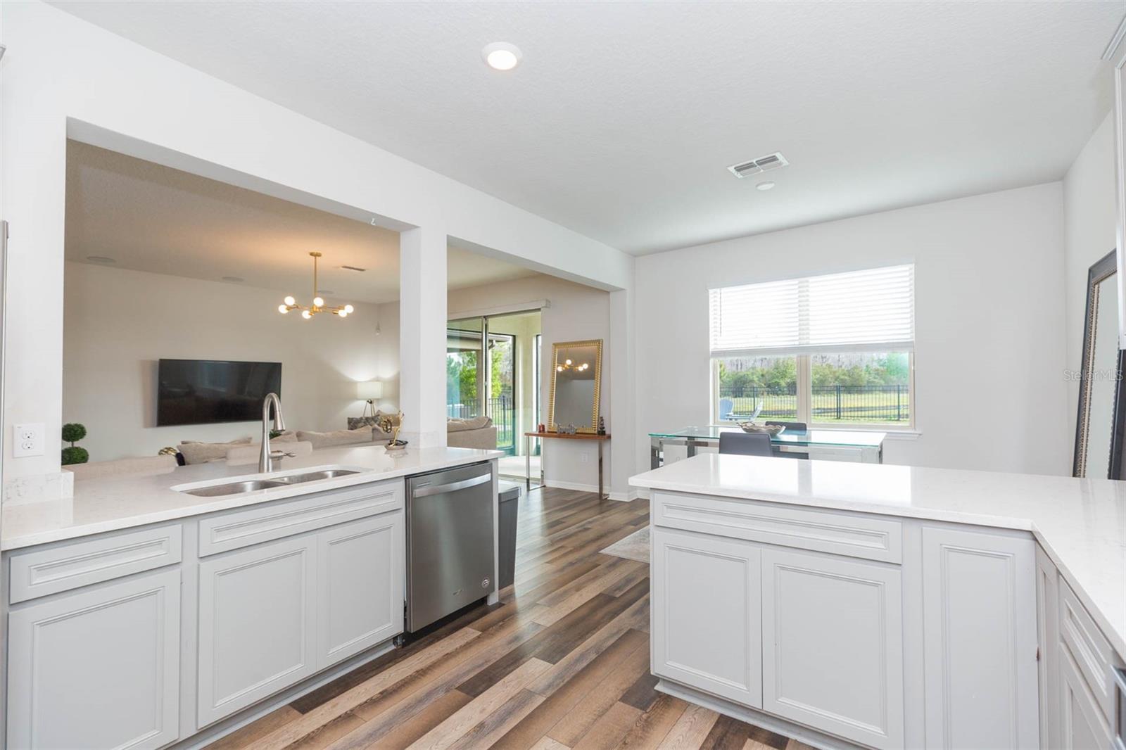 Image 16 of 79 For 18122 Frame Bend