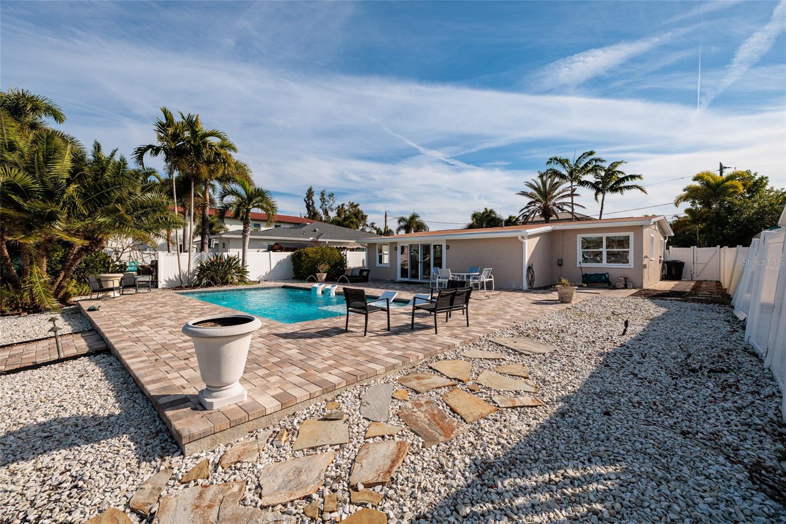 Image 22 of 36 For 115 87th Avenue N